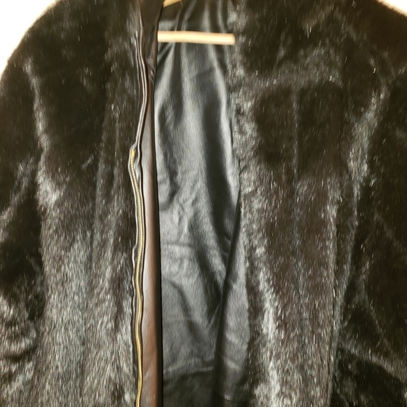 Reversible genuine leather faux fur hooded coat - Picture 2 of 5
